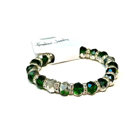 Fashion Jewelry Jewelry - Emerald and Silver Crystal Bracelet